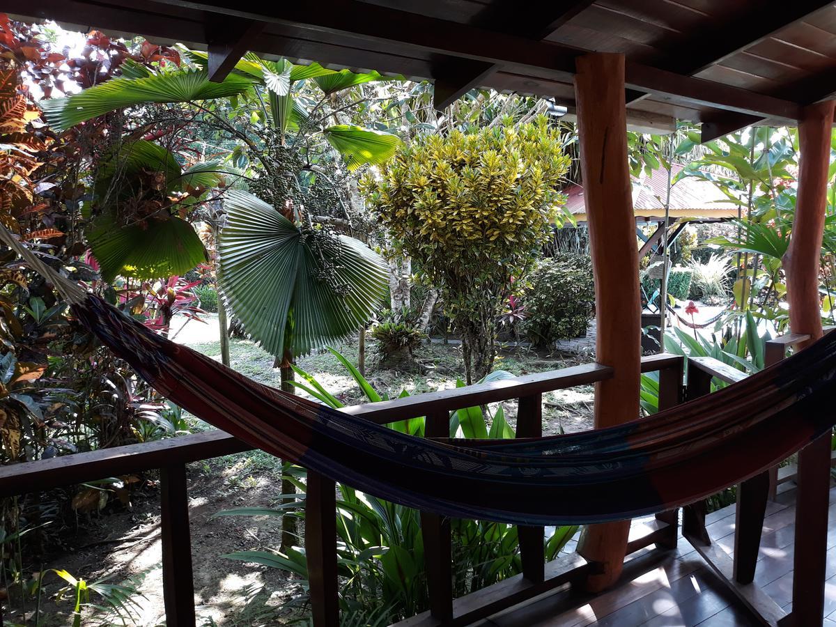 Cabinas Nirvana Ecolodge Cahuita Exterior photo