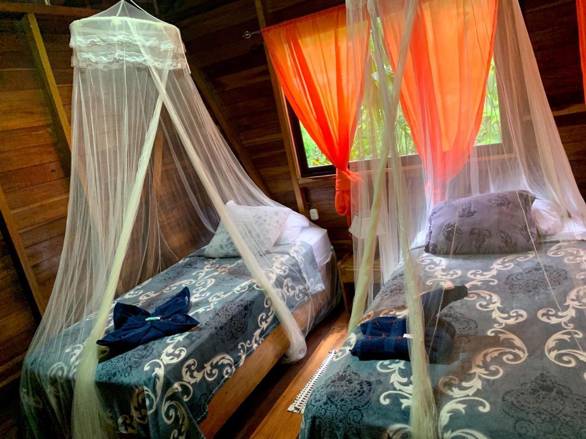 Cabinas Nirvana Ecolodge Cahuita Exterior photo
